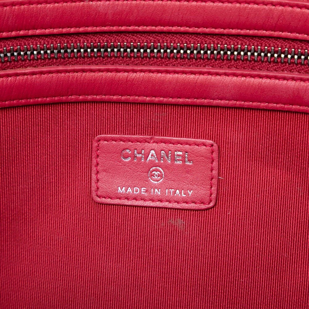 Pre-Loved Chanel Large Aged Calfskin Gabrielle O Case Clutch - Picture 5 of 8